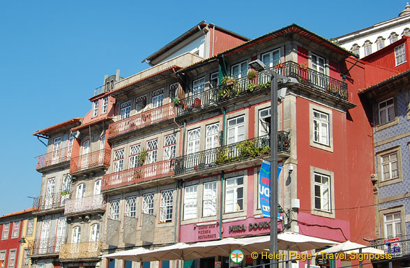 Oporto (734 visits) Oporto